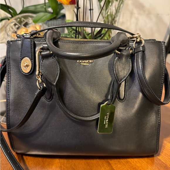 Vintage Coach New York cross body or handles , used but pristine w certificate - Picture 2 of 11